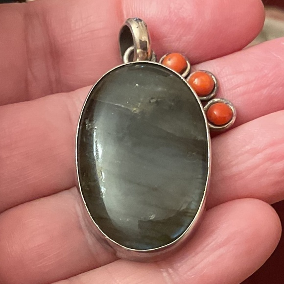 Sterling Silver 925 Labradorite/Red Corall Oval Large Pendant - Picture 2 of 7